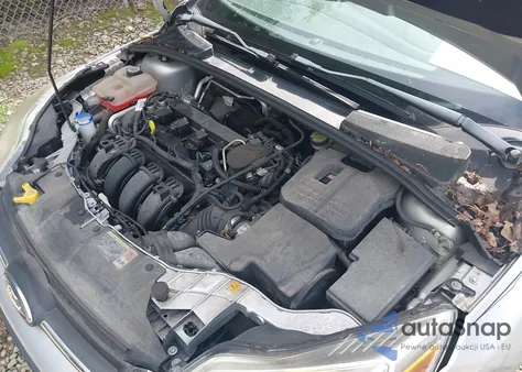 2012 Ford Focus S из США, поврежденный, VIN 1FAHP3E26CL242679